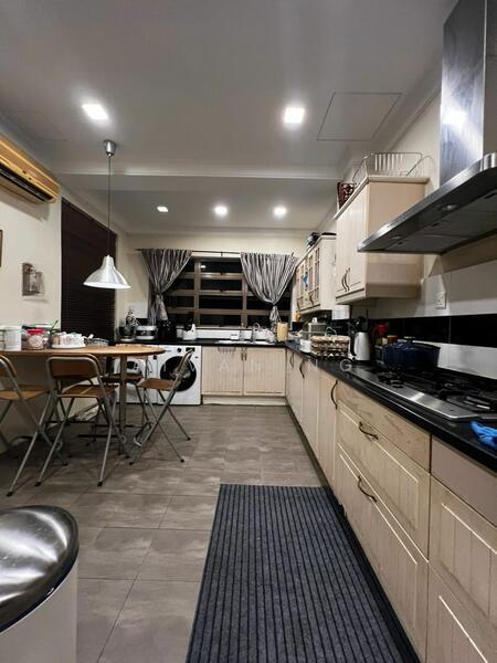 Southlake, Desa Parkcity - 2