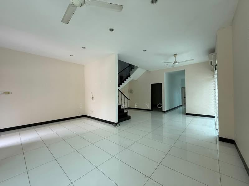 2.5 storey Semi-D Jalan Hilir Pemancar - 1