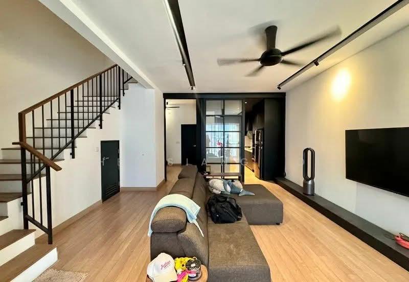 Garland Residence - 1