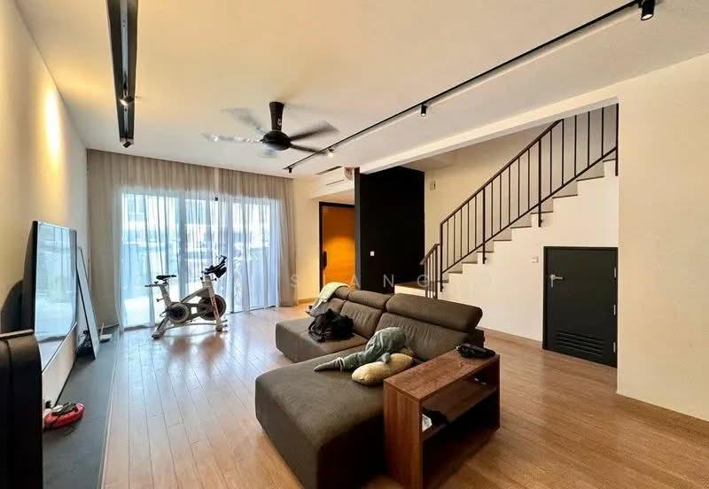 Garland Residence - 4