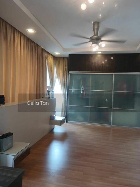 Zero-Lot Bungalow at Kota Kemuning - 4