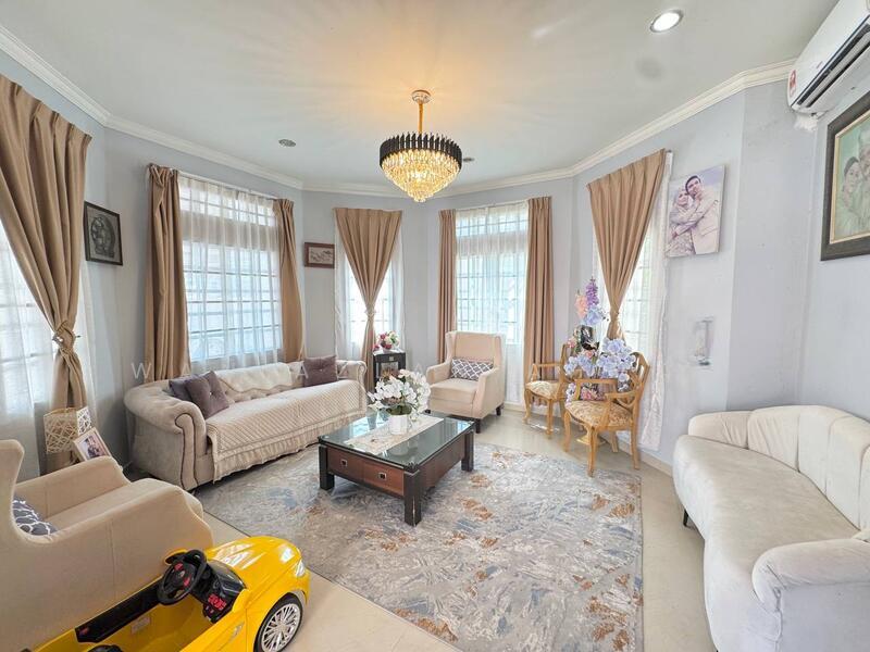 Lavender Heights - 2