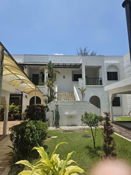 Country Heights Ground Floor Townhouse - 1