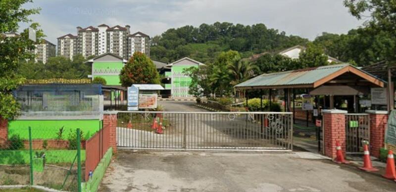 Pangsapuri Merak - 4