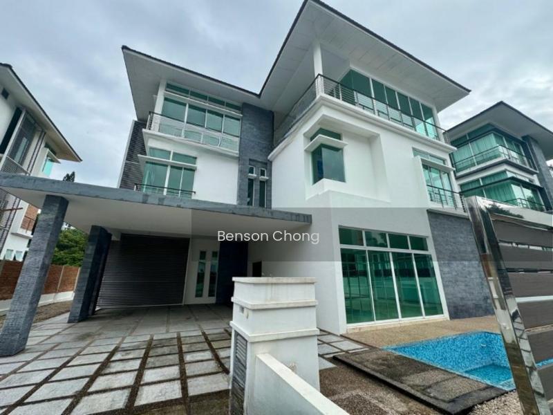 Jalan Straits View 8 - 5