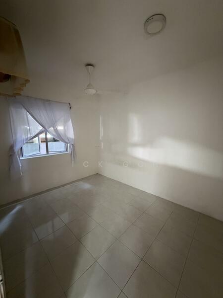 Taman Bukit Erskine - 3