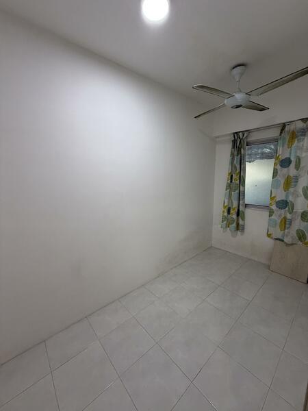 Taman Bukit Erskine - 5