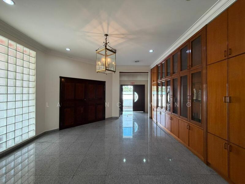 pantai bangsar bungalow - 5