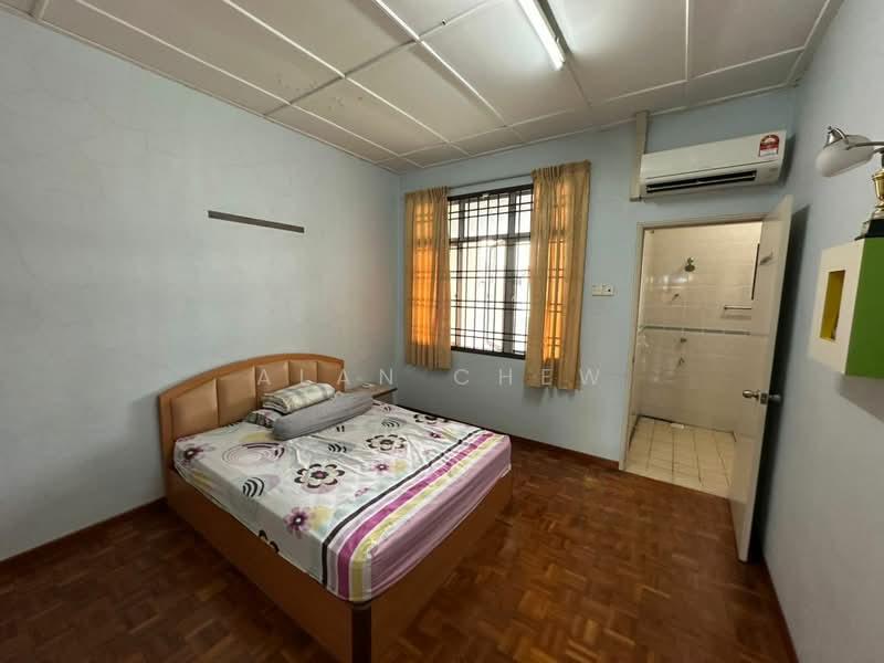 Taman Impian Emas - 4