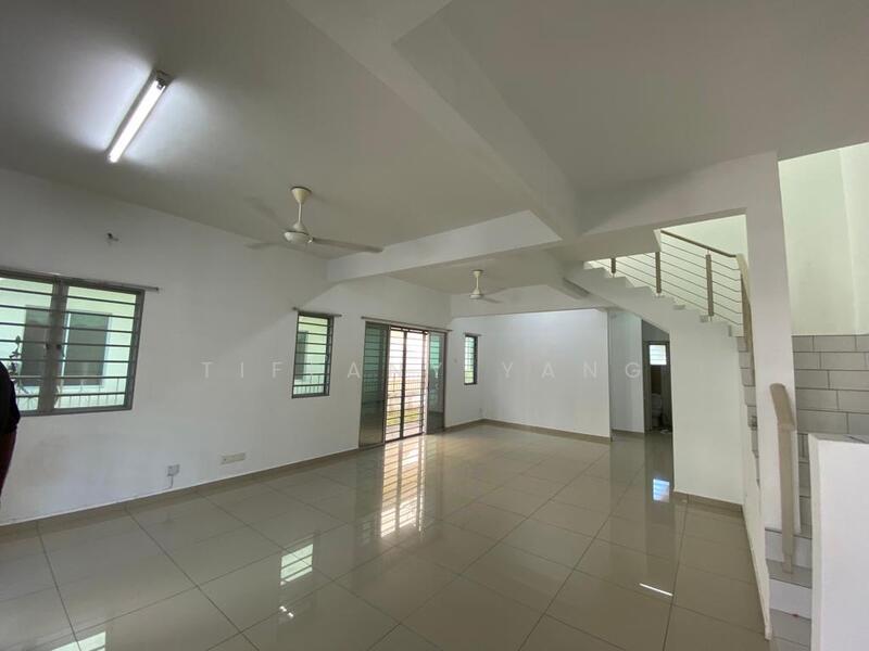 Coral Emerald West - 2