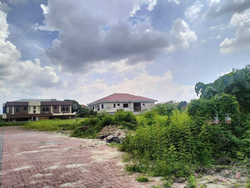 Taman Chateau - 4