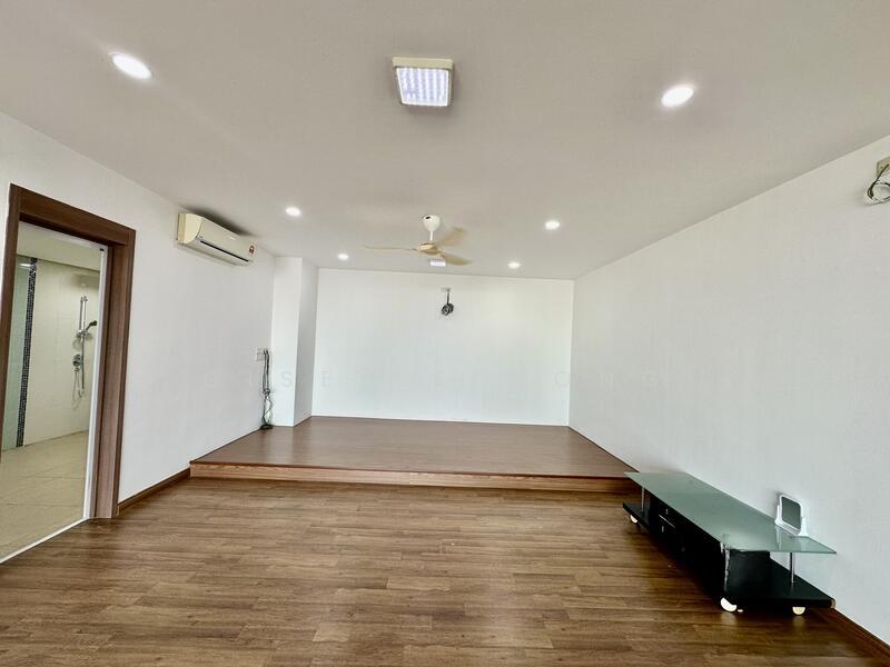 Central Park condominium - 2