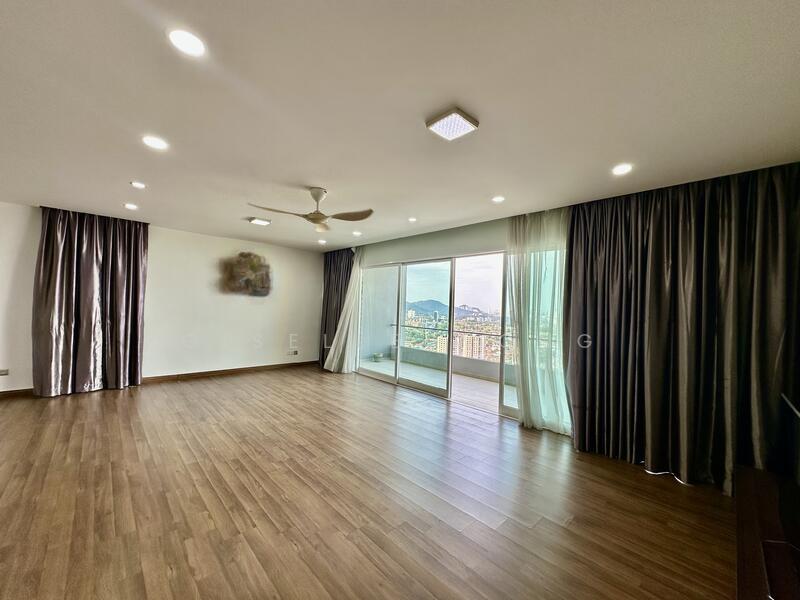 Central Park condominium - 4