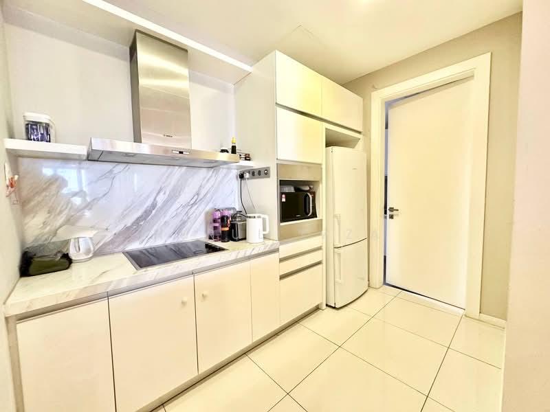 Icon Residence - 3