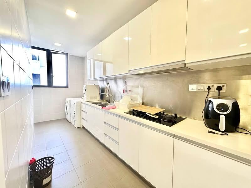 Icon Residence - 5