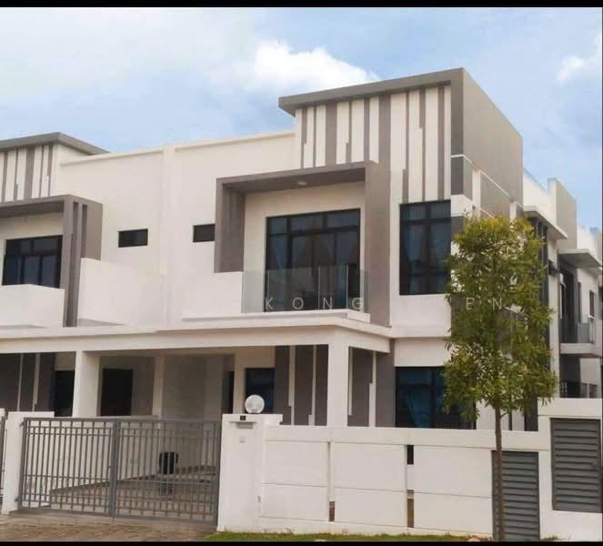 Garden Villas, Bukit Indah - 3