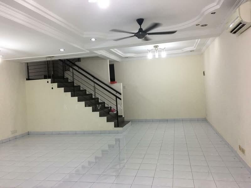 Taman Mount Austin - 1