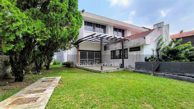 Ukay Heights Bungalow - 5