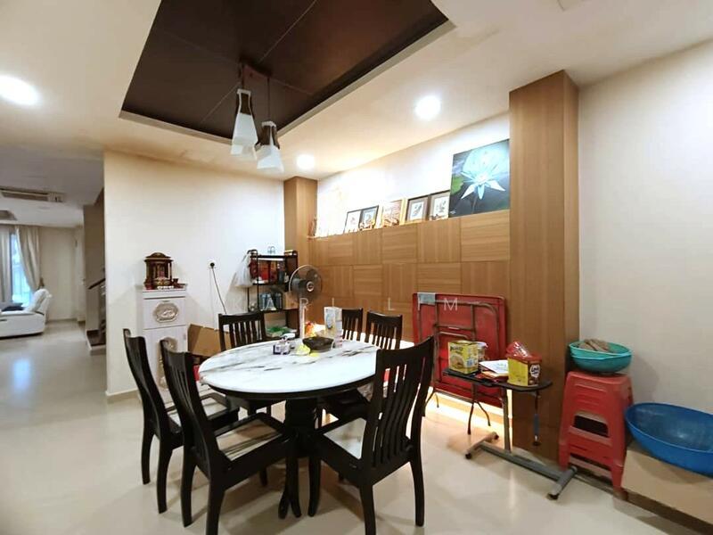 Taman Austin Heights - 3