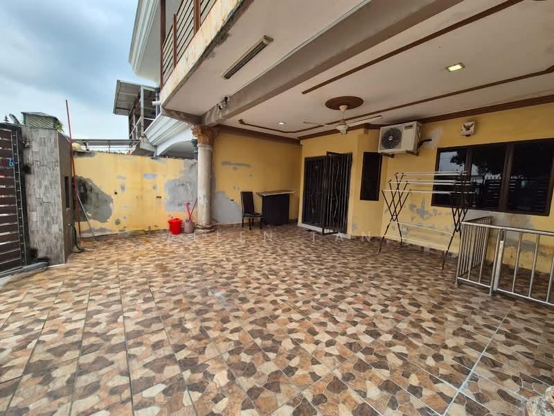 Taman Puteri Wangsa - 1