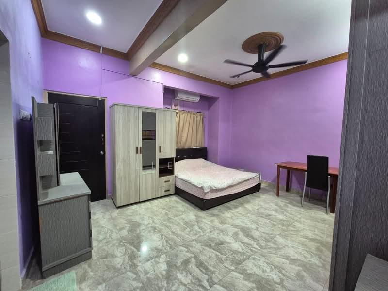 Taman Puteri Wangsa - 3