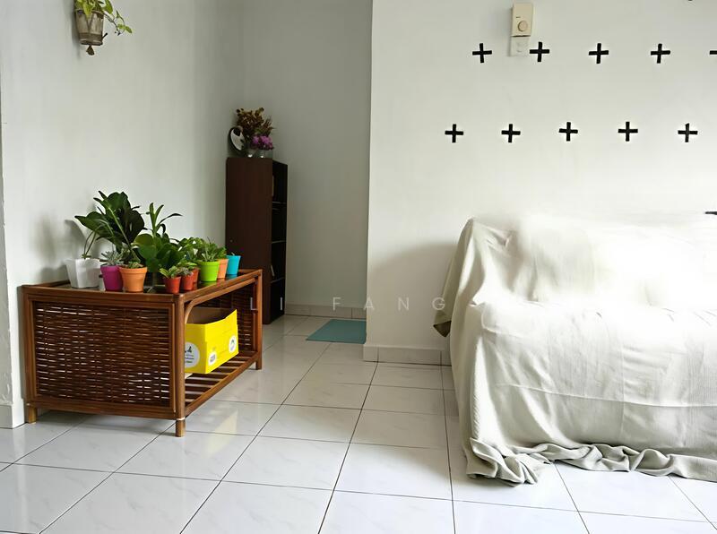 Azuria Condominium - 4
