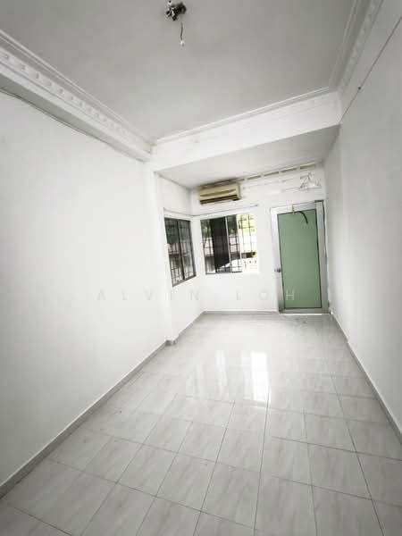Jalan Tun Dr Ismail - 4