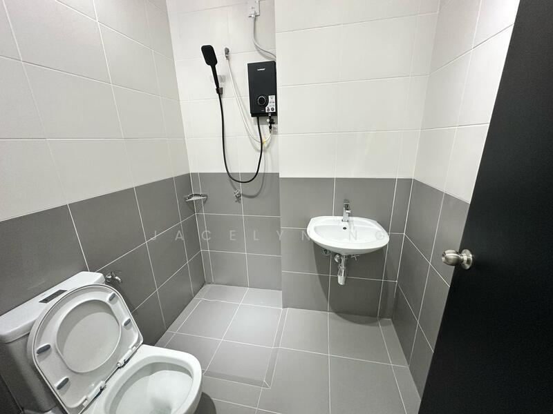 RESIDENSI BOTANI 2 - 4