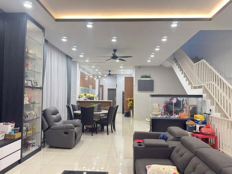 BANDAR CEMERLANG - 1