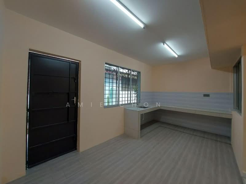 Station 18 Move In Condition Double Storey Terrace House For Sale - 4