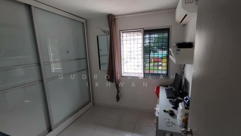 Flat Pandan Jaya - 4