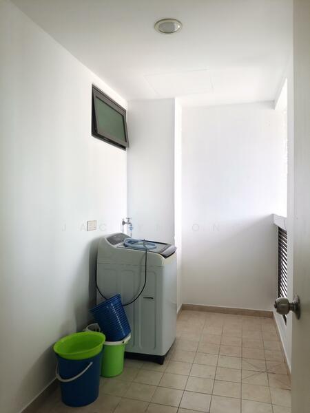 A'Marine Condominium - 4