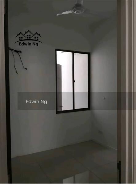 Raffles Residence 199 - 3