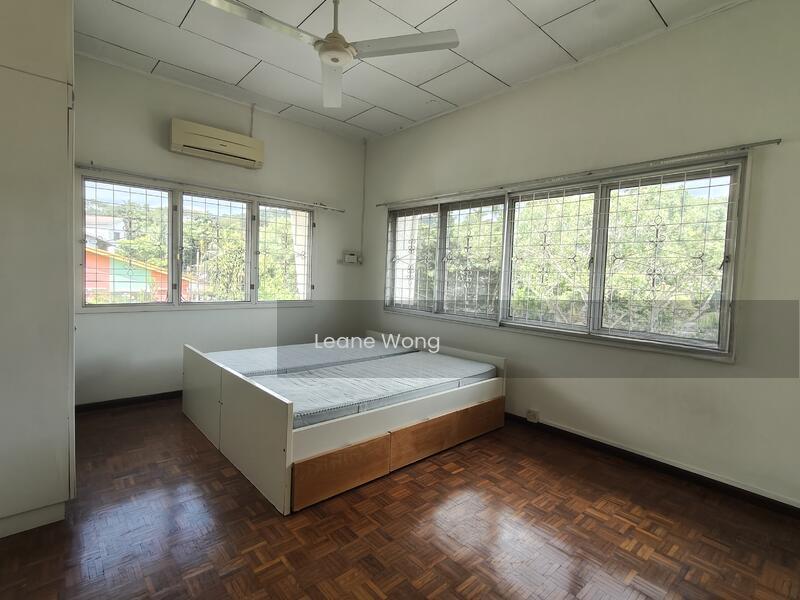Ukay Heights Bungalow - 4