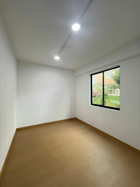 Rumah Pangsa Sri Orkid - 4