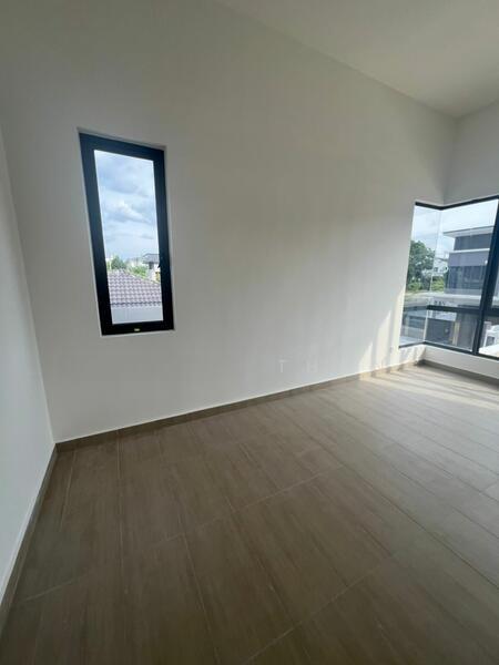 LENA RESIDENCE - 4
