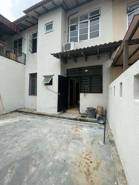 Taman Ixora - 5