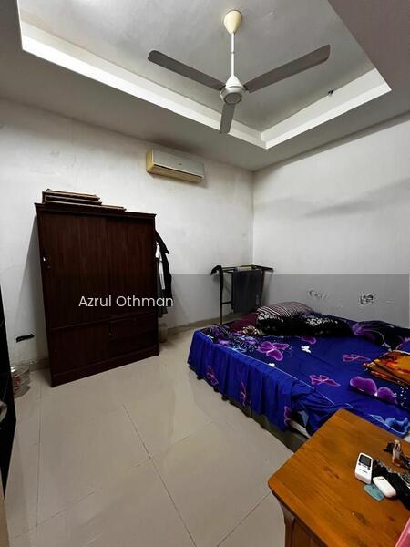 1.5-storey Terraced House at Taman Sikamat Utama - 4