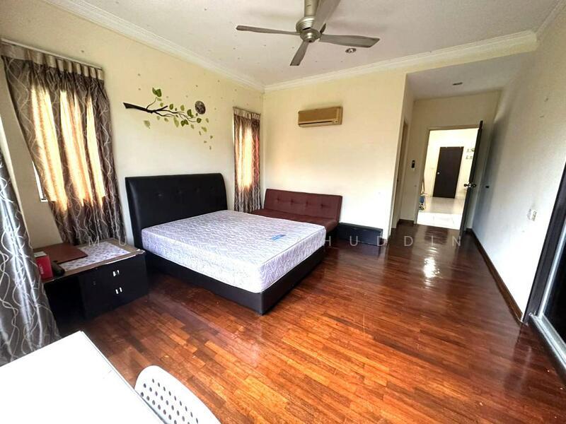 D'Melor Condominium - 3