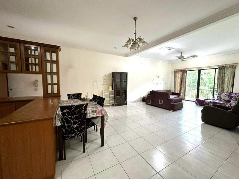 D'Melor Condominium - 1