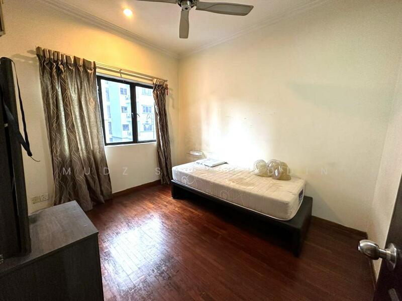 D'Melor Condominium - 5