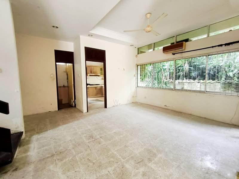 Ukay Heights Bungalow - 4