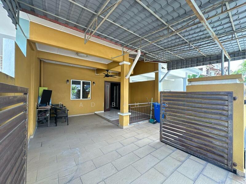 3 storey terrace fully extended U5 Shah Alam - 3