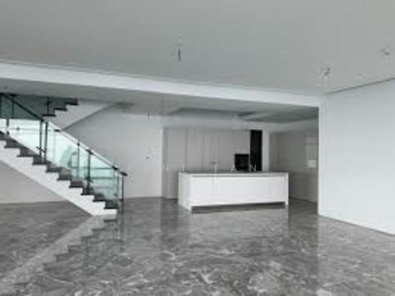 Four Seasons Place - 4