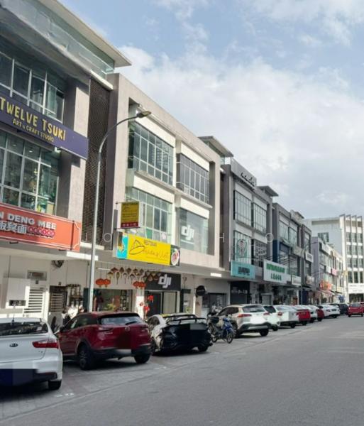 Taman Mount Austin - 2