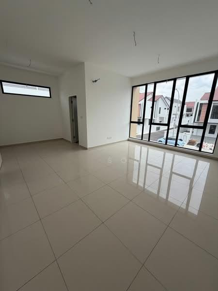 Taman Desa Tebrau - Cello 3B - 3