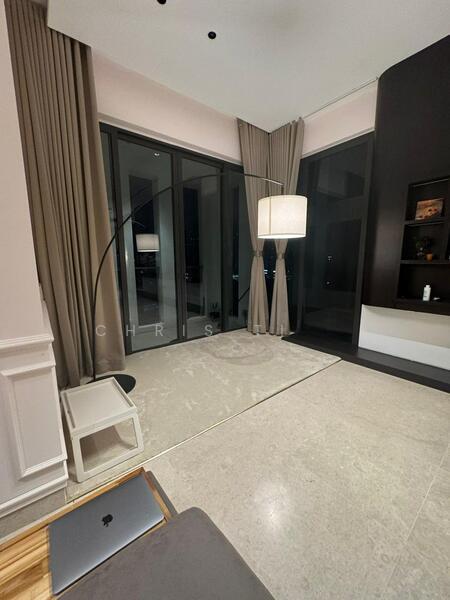 Icon Residence - 5