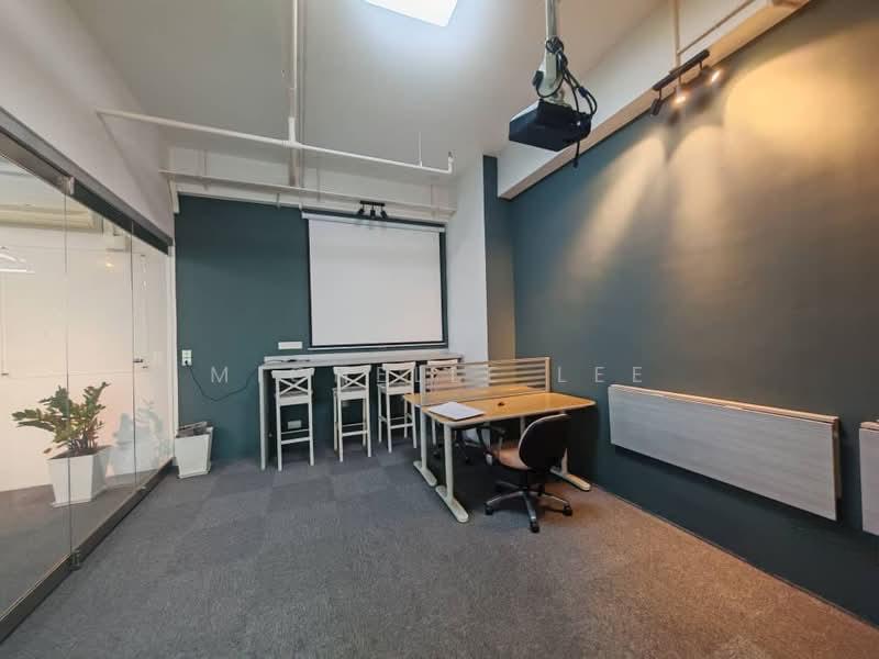 Tropicana Avenue - 4