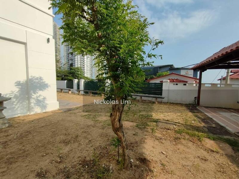 Bungalow at Tanjung Bungah - 2