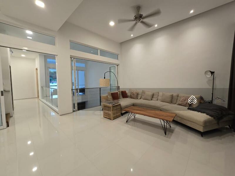 The Madge @ Embassy Row - 1